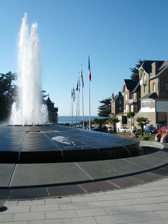 T2-300M Plage-L'Estacade- St Enogat A Dinard Zewnętrze zdjęcie